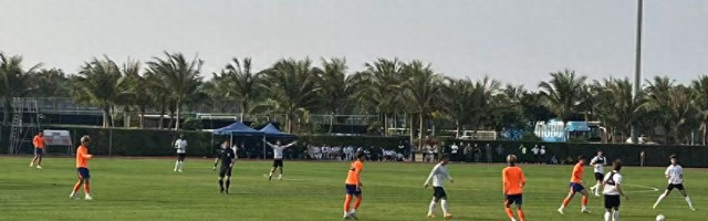 百家乐规则-热身赛山东泰山1比2被大连逆转，新星内切远射破门，两套阵容出场|英博|大连英博|泰山队|王昊斌|梅帅军_新浪体育_新浪新闻